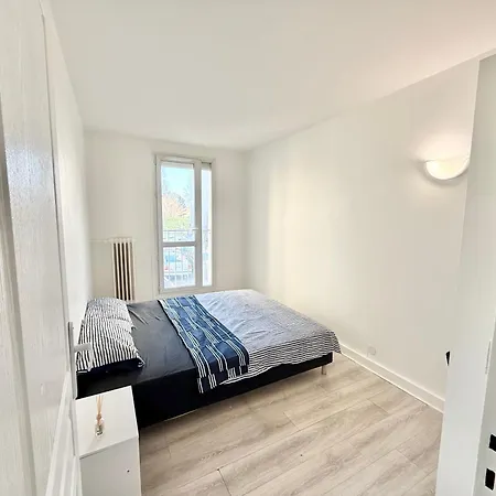 Proche De Paris, Ligne 14 A Pied, Parking Apartment Villejuif